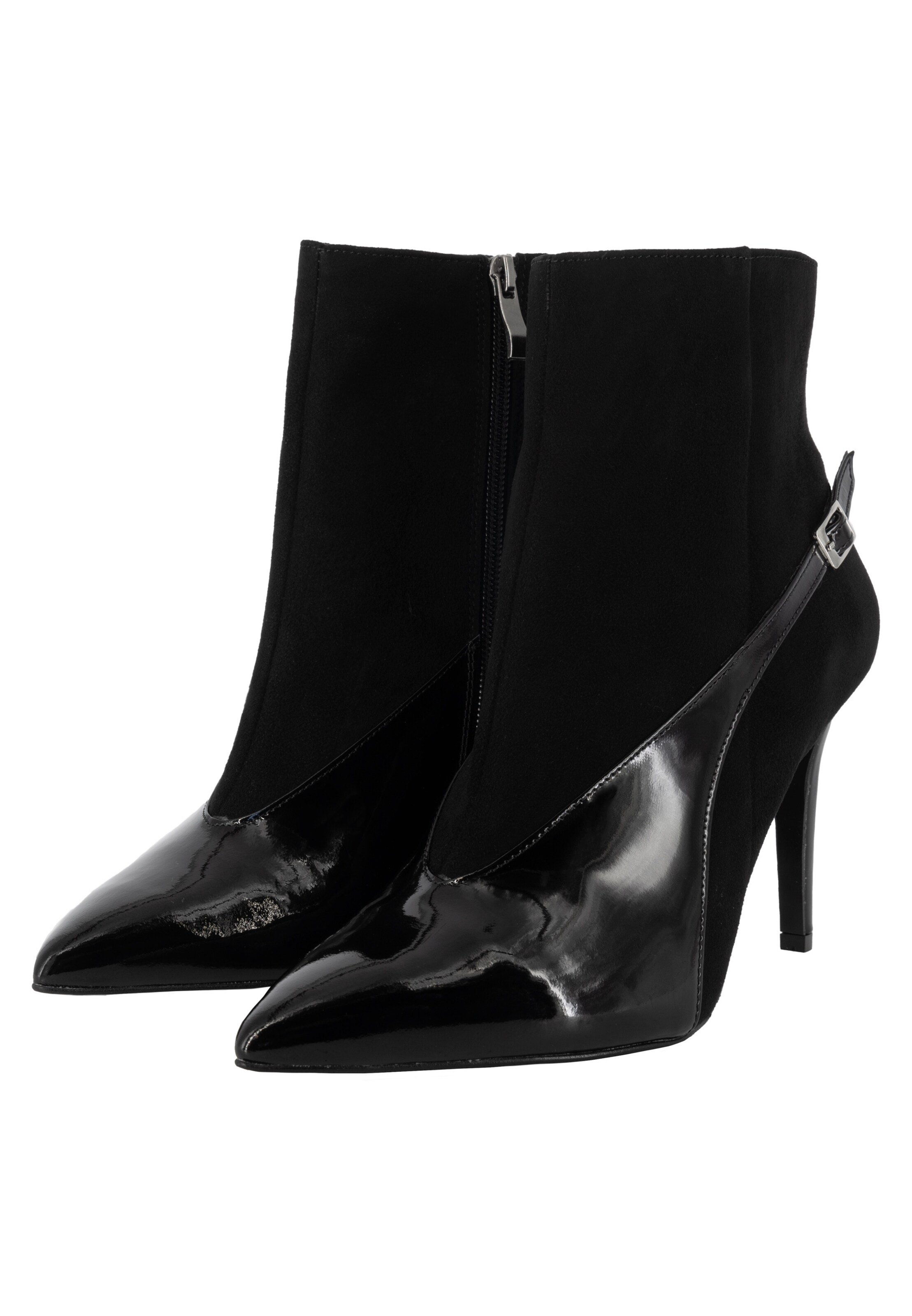 faina Ankle Boots in Black