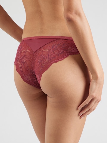 TRIUMPH Трусы-слипы 'Amourette Charm' в Красный