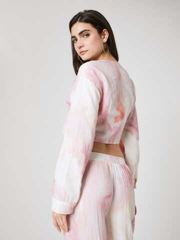 Camicia da donna 'Felicia' di LENI KLUM x ABOUT YOU in rosa