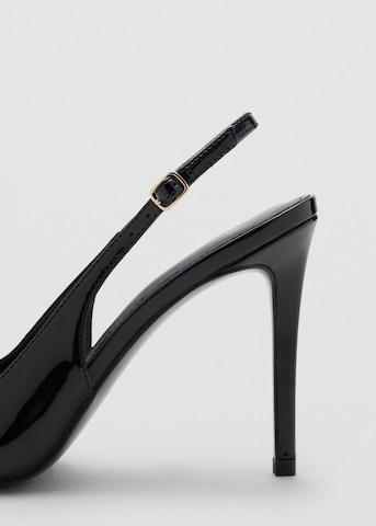 MANGO Pumps in Schwarz