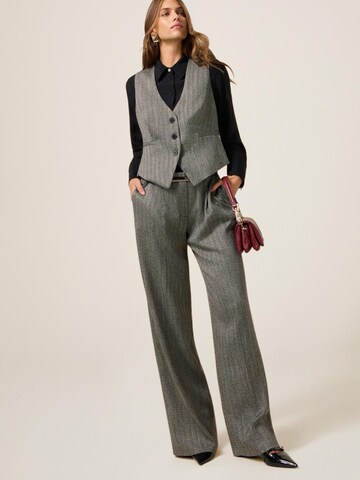 Wide leg Pantaloni di oltre in grigio