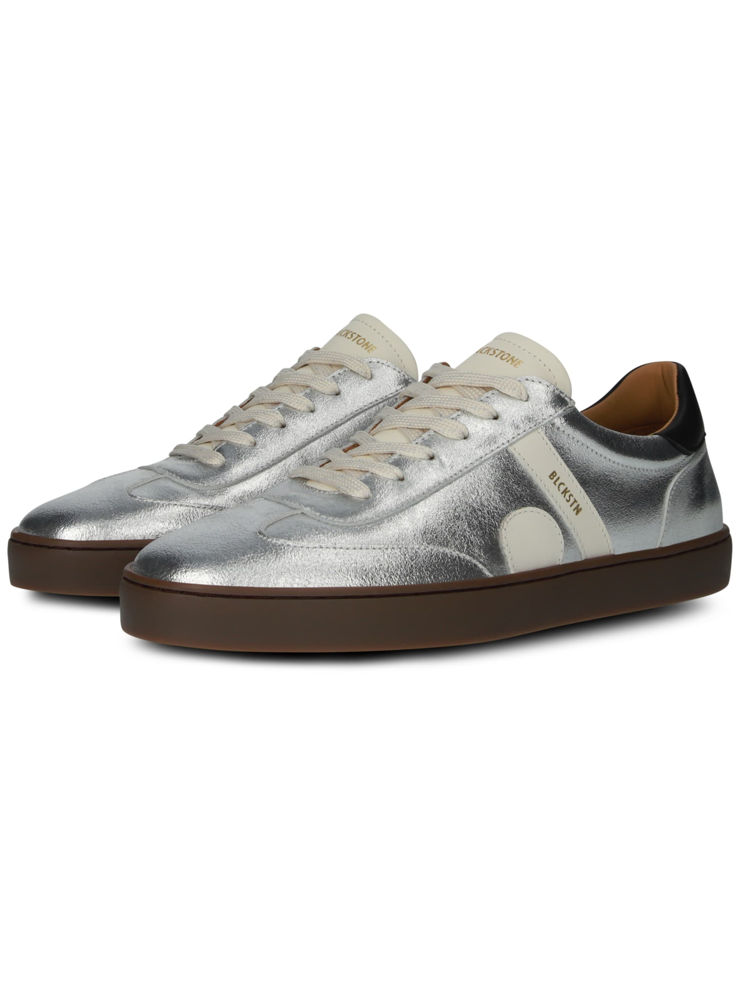 BLACKSTONE - Zapatillas deportivas bajas 'SIERRA NATUK' en plata