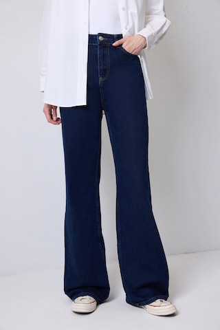 Touche Prive Wide leg Jeans in Blue: front