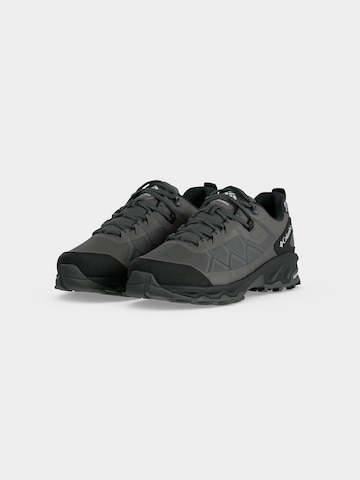 COLUMBIA Lage schoen 'PEAKFREAK™ 3' in Grijs