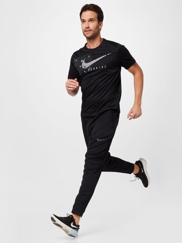 NIKE - Camiseta funcional 'Miller' en negro