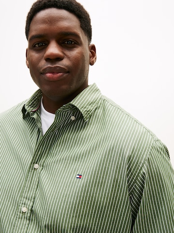 Tommy Hilfiger Big & Tall Mugav suurus Triiksärk, värv roheline