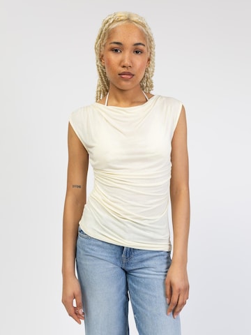 BROKE + SCHÖN Top 'Drapiertes Top' in Yellow: front