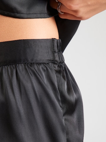 PIECES Pajama in Black