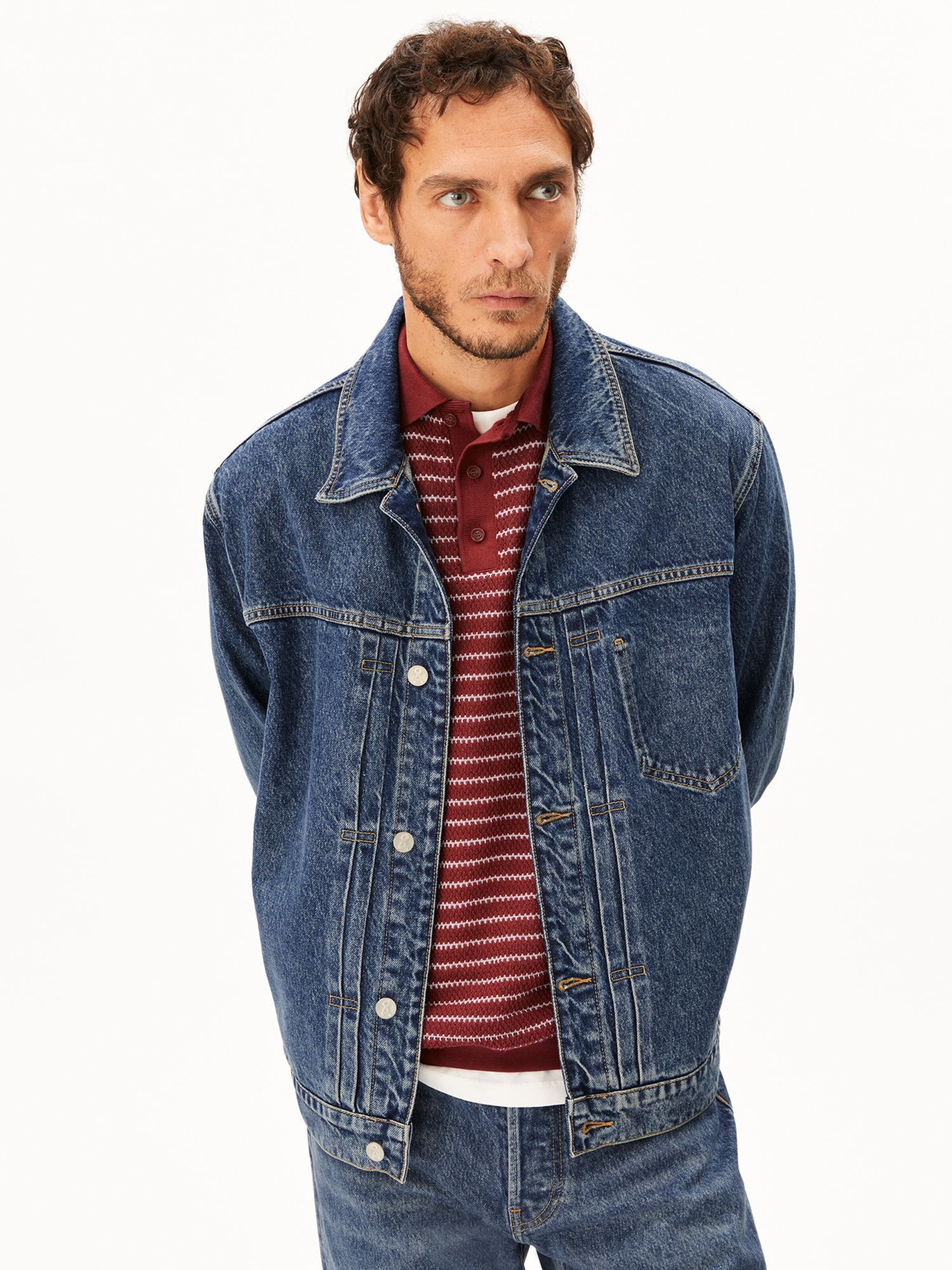 ARMEDANGELS Between-season jacket in Blue: front