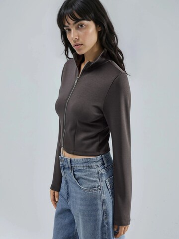 Busem Between-Season Jacket in Brown