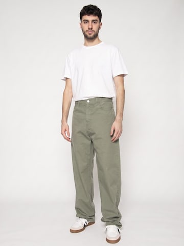 Baggy Pantaloni 'Landon' di Carhartt WIP in verde: frontale