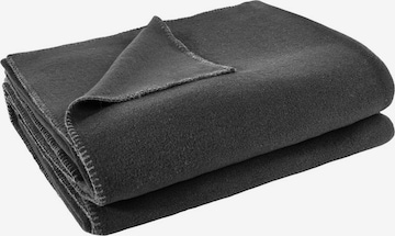 ZOEPPRITZ Blankets in Grey: front