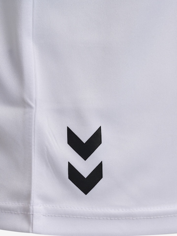 Hummel Λειτουργικό μπλουζάκι 'Court' σε λευκό