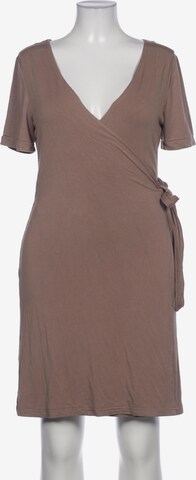Cream Dress in L in Brown: front