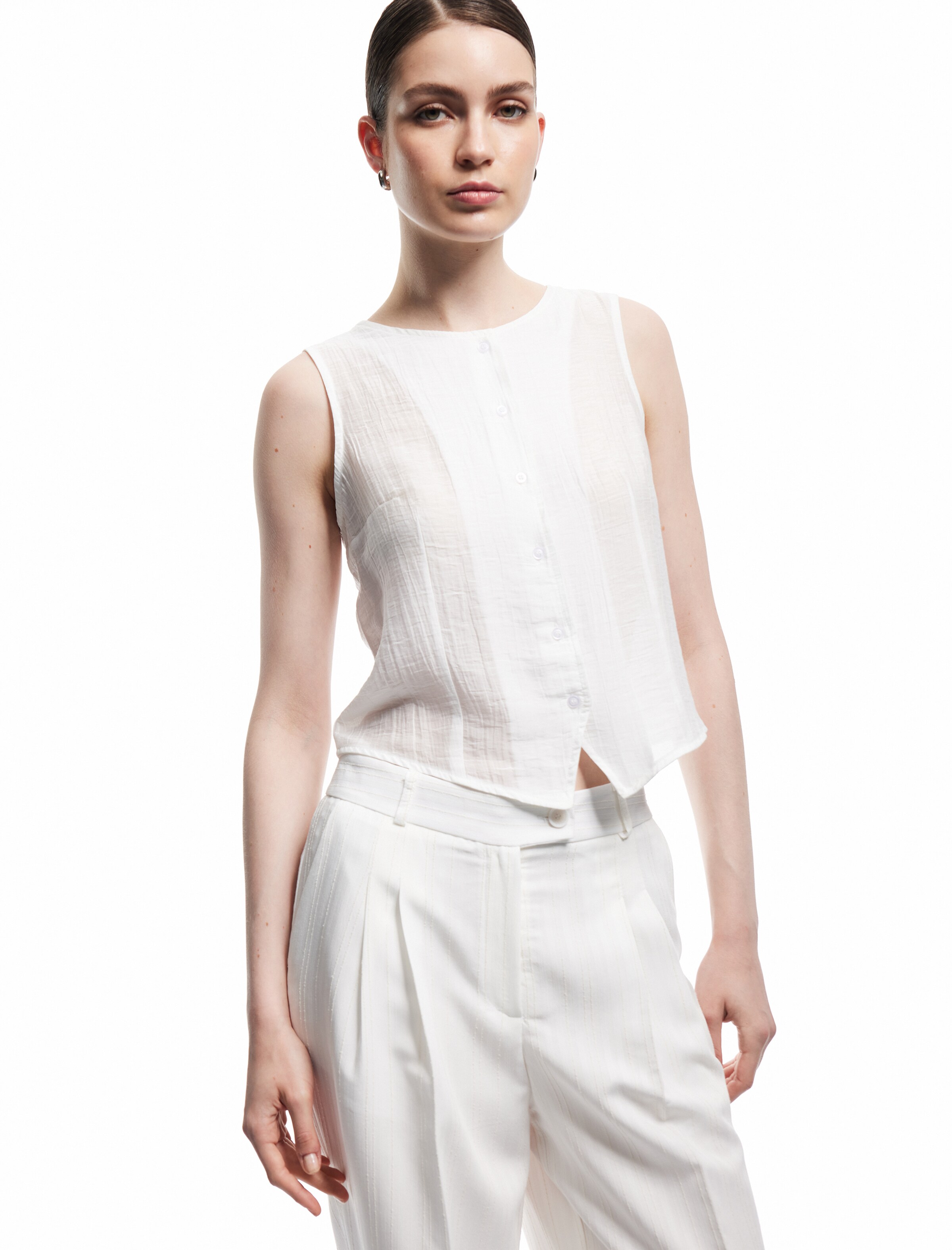 Koton Blouse in White: front