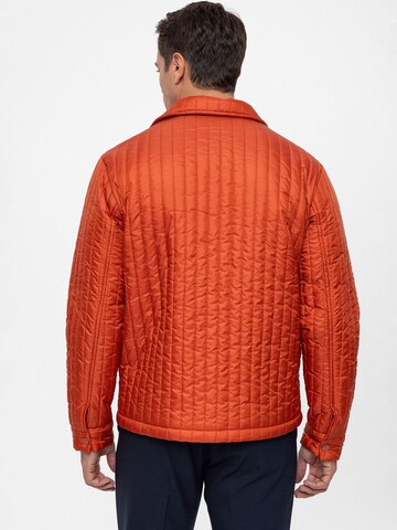 Antioch Демисезонная куртка в Оранжевый