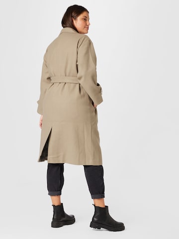 Vero Moda Curve Between-Seasons Coat 'FORTUNE' in Green