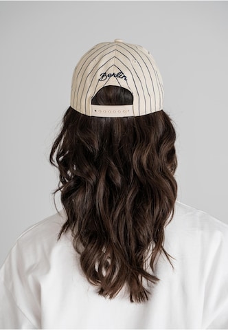 Casquette Prohibited en blanc