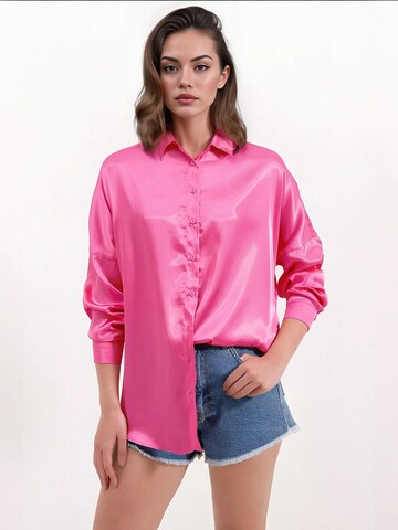 Bigdart - Blusa em rosa: frente