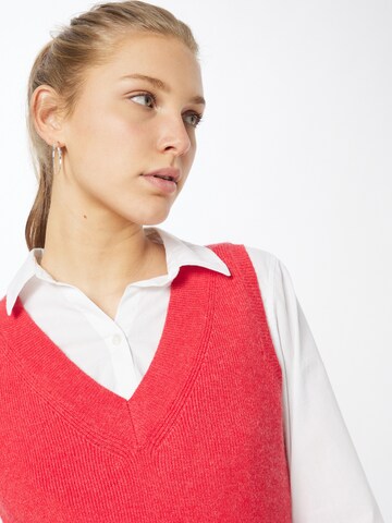VILA Knitted Vest 'Ril' in Red