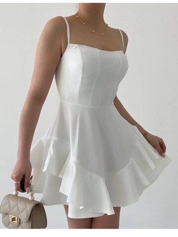 Robe WOMAN VISION en blanc