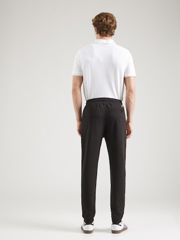 Lyle & Scott Tapered Hose in Schwarz: Rückseite