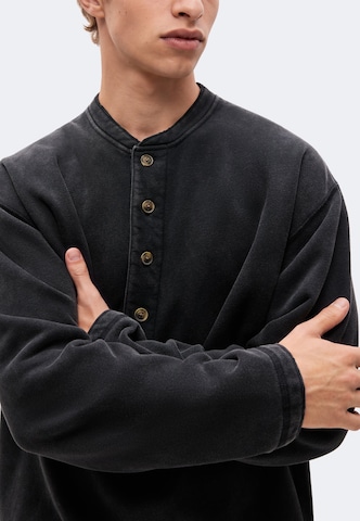 Abercrombie & Fitch Trui 'ESSENTIAL' in Zwart
