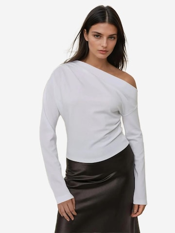 Hiccup Shirt in White
