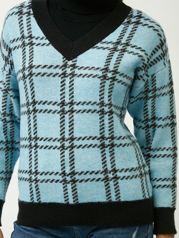 Influencer Pullover in Blau