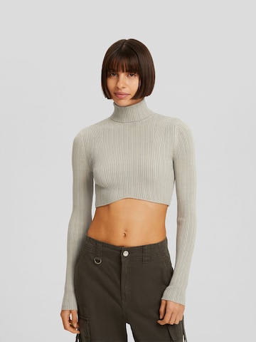 Bershka Sweater in Beige: front