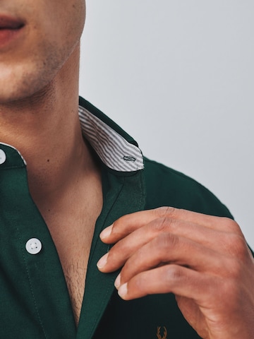 Regular fit Camicia di Next in verde