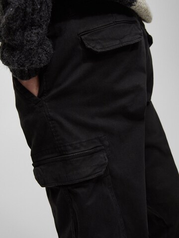 Pull&Bear Tapered Hose in Schwarz