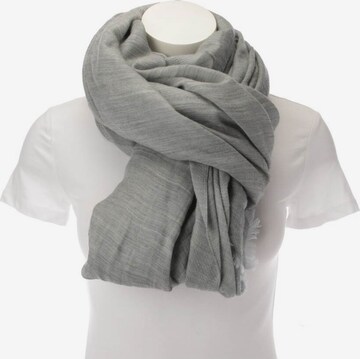 Louis Vuitton Scarf & Wrap in One size in Grey: front