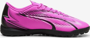 Chaussure de foot 'ULTRA PLAY TT' PUMA en rose