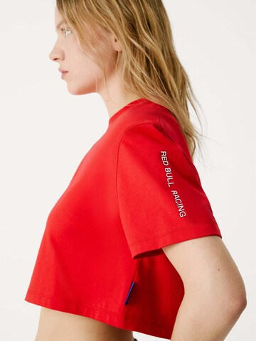 Red Bull Racing x Pepe Jeans Shirt 'Red Bull Racing x Pepe Jeans' in Rood