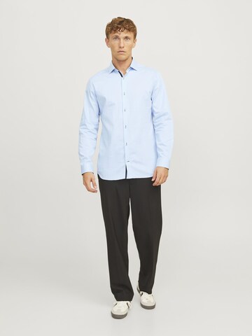 JACK & JONES Slim fit Button Up Shirt 'JPRBLAParker' in Blue