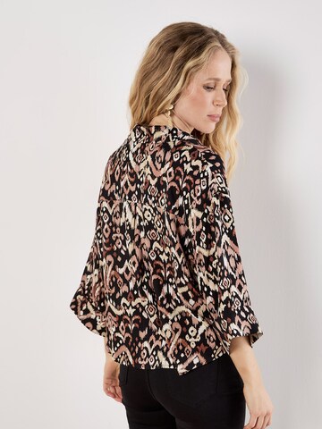 Chemisier ' ' Apricot en noir