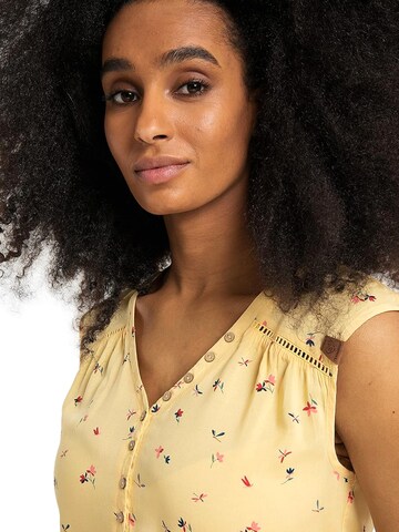 Tricou de la Ragwear pe bej