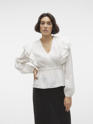 VERO MODA Blouse 'NOIR' in White