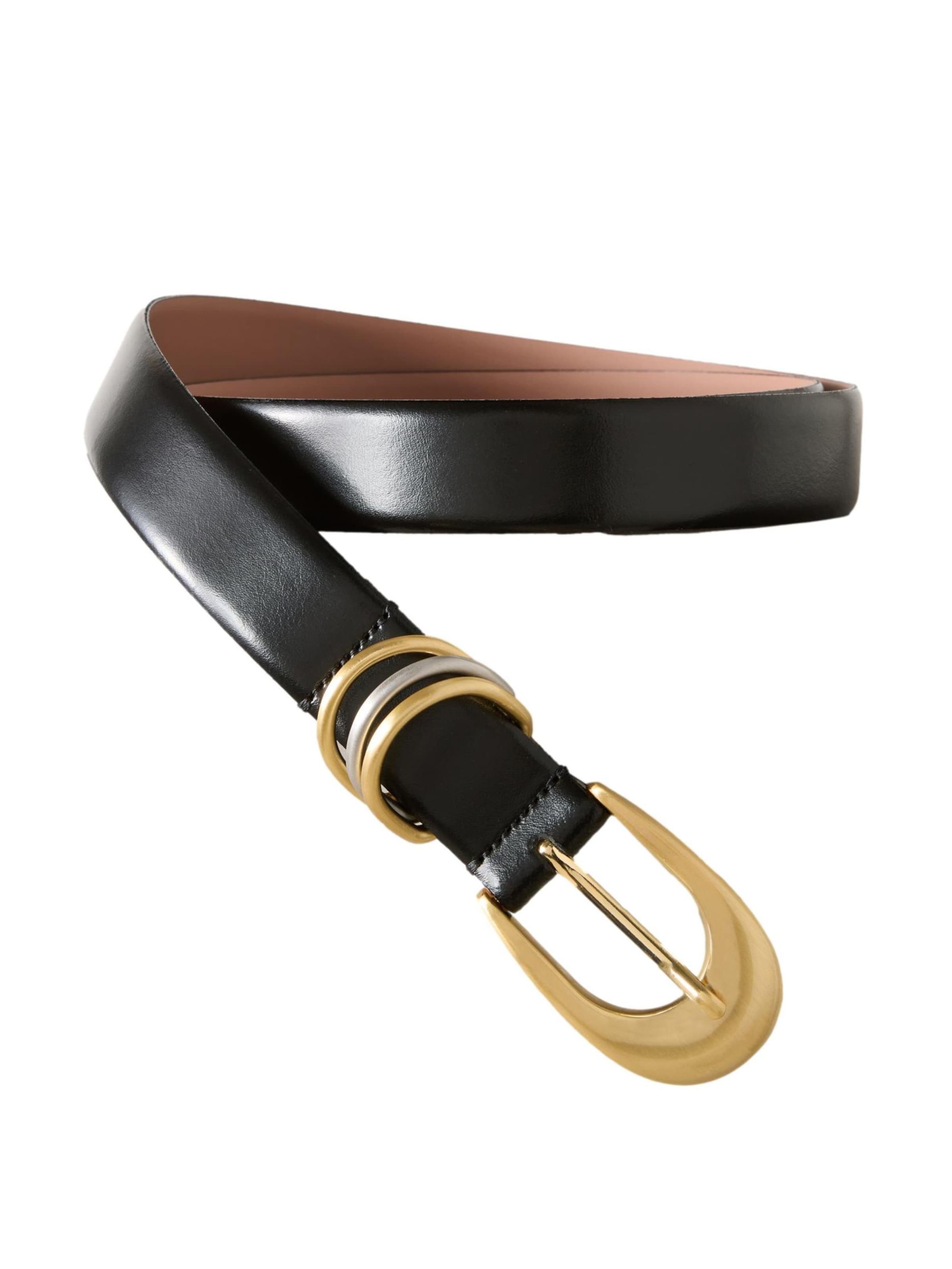 Curea de la Next pe negru: față