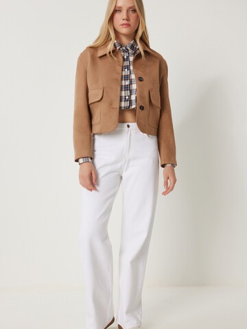 Happiness İstanbul Přechodná bunda – hnědá