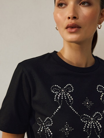 Next - Camiseta en negro