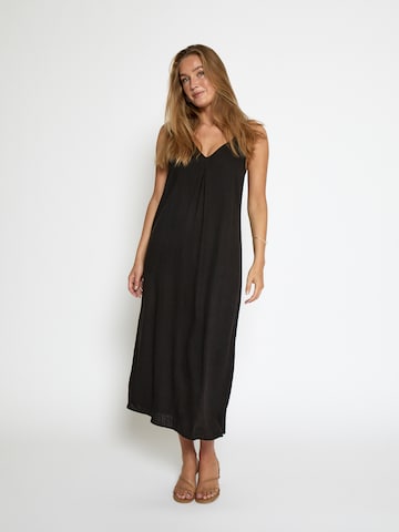 Robe d’été 'Natalie' DESIRES en noir : devant