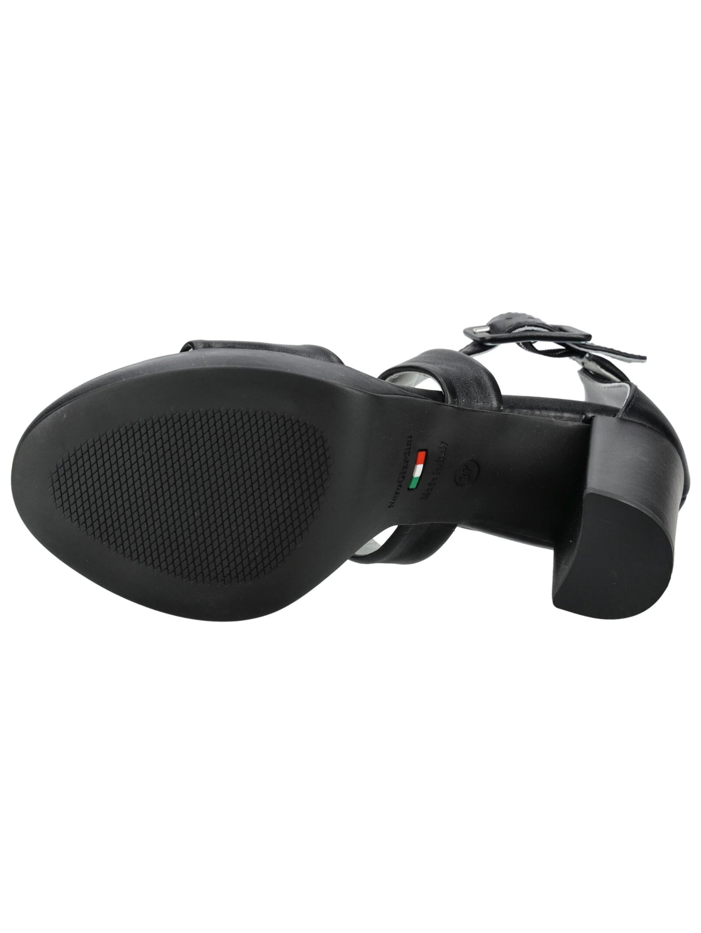 Nero Giardini Sandalen met riem in Zwart