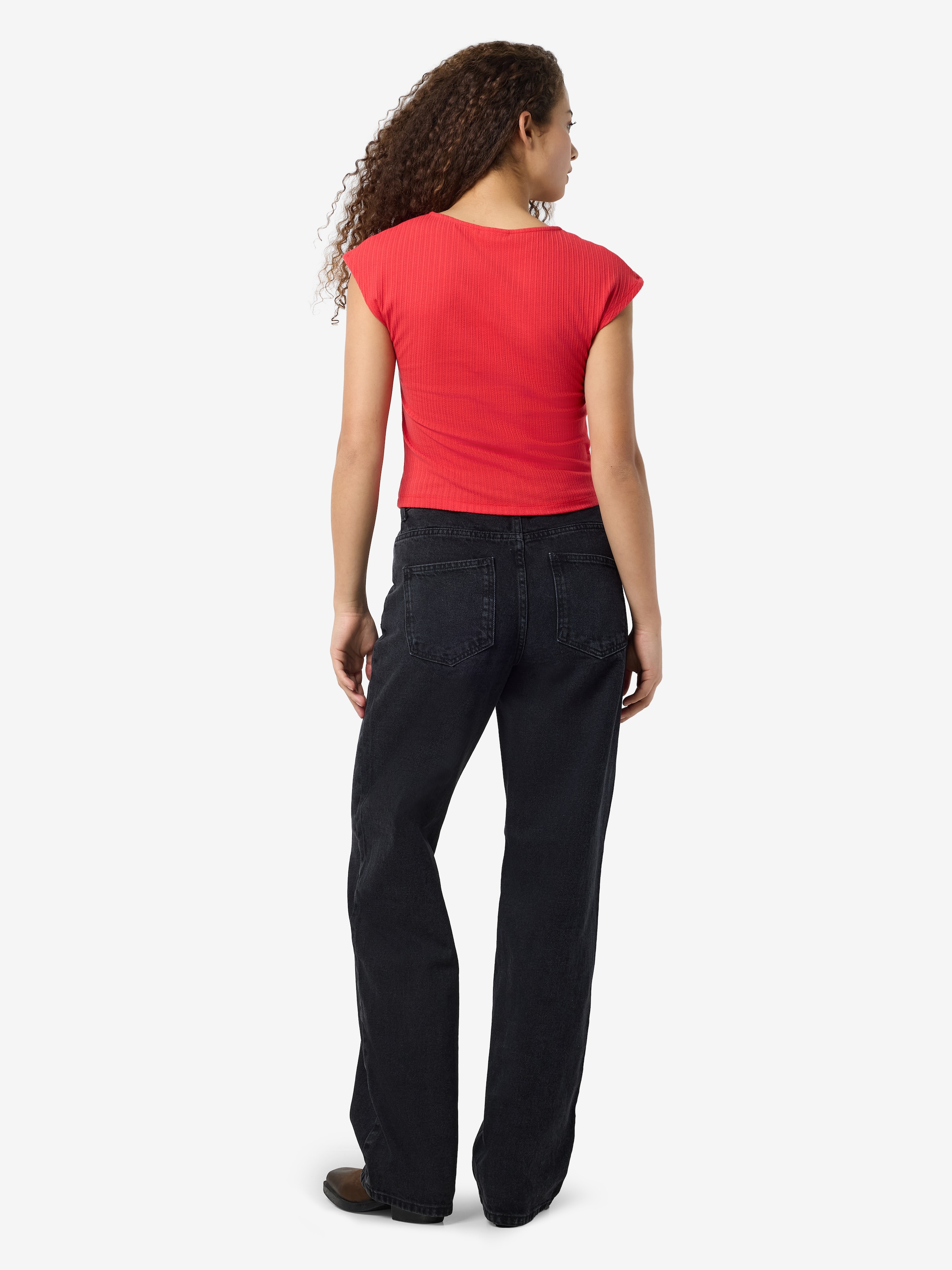 Noisy may Тениска 'NMSELENA' в червено