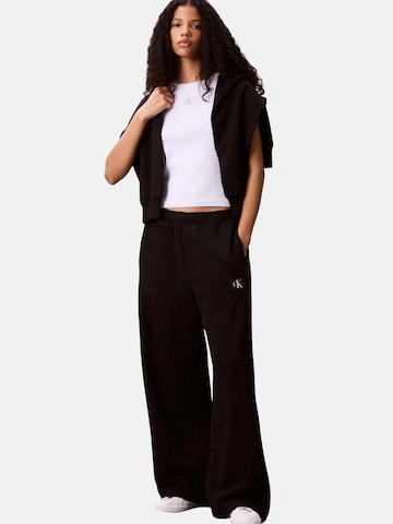 Calvin Klein Normalny krój Spodnie w kolorze czarny