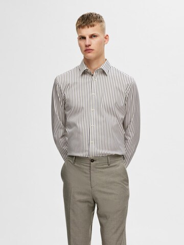 SELECTED HOMME Slim fit Button Up Shirt in Grey: front