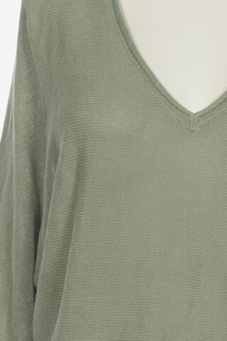 Elie Tahari Sweater & Cardigan in L in Green