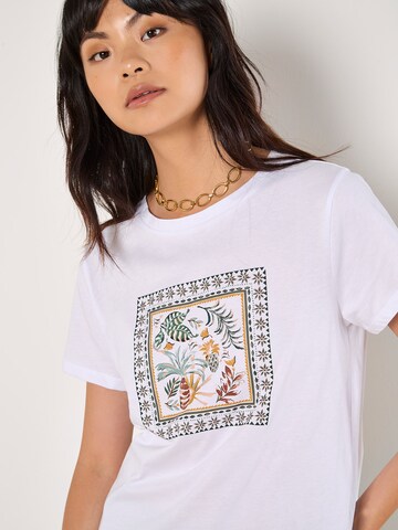 Chemisier ' ' Apricot en blanc