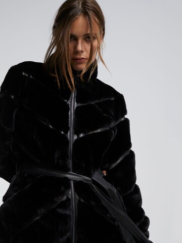 Lola Casademunt Mantel in Schwarz